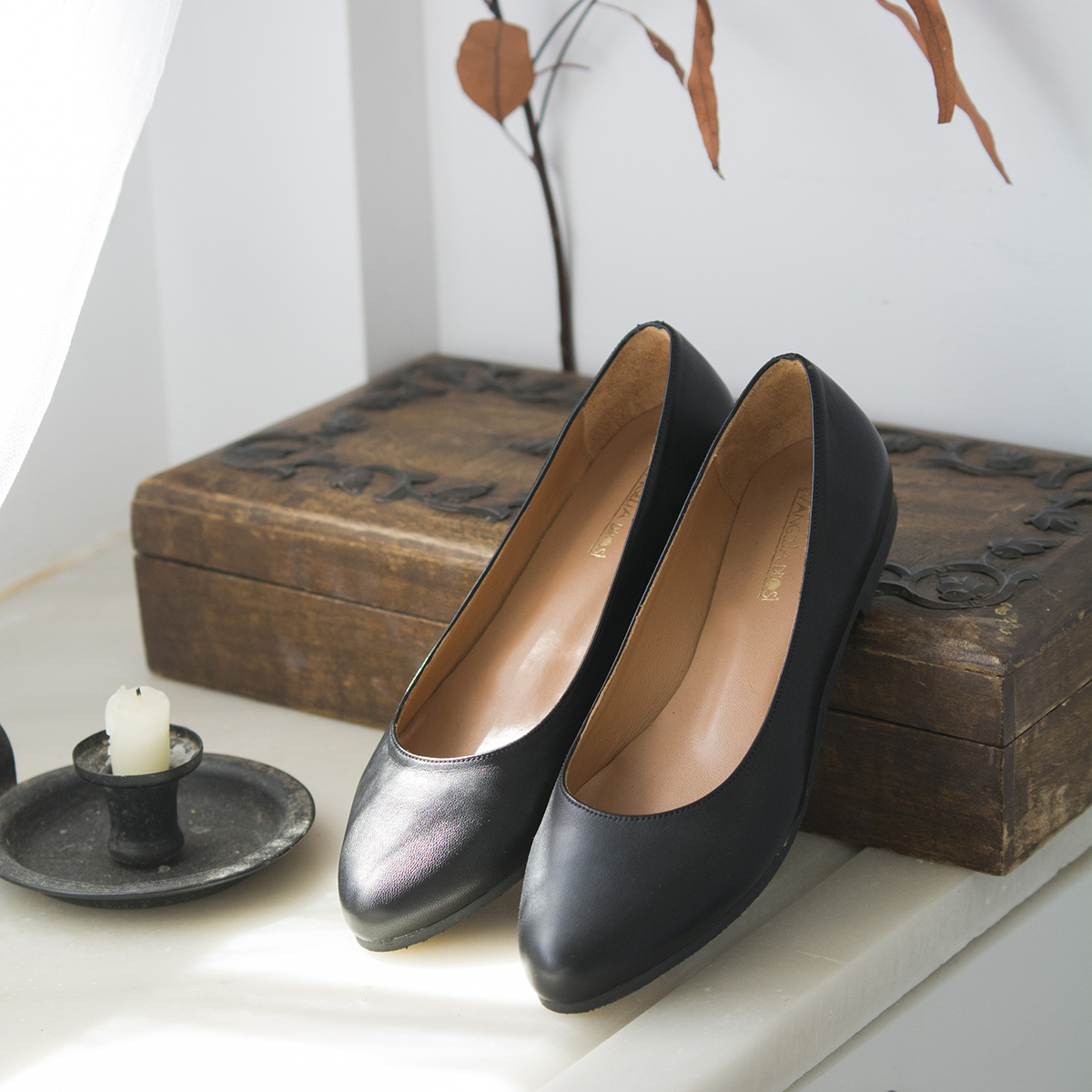 ΜΠΑΛΑΡΙΝΕΣ BLACK CLASSIC