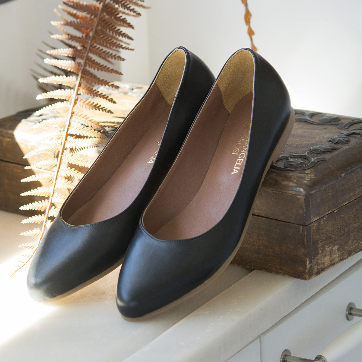 ΜΠΑΛΑΡΙΝΕΣ BLACK CLASSIC