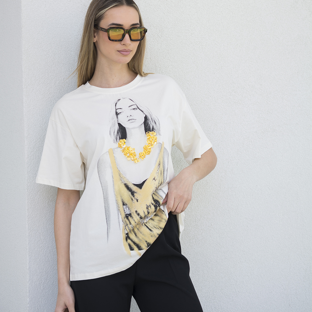 ΜΠΛΟΥΖΑ ΚΟΝΤΟΜΑΝΙΚΗ ΜΕ ΣΧΕΔΙΟ