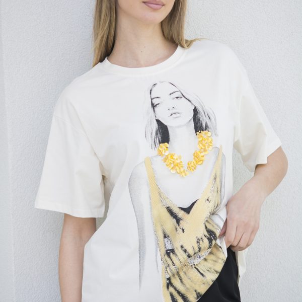 ΜΠΛΟΥΖΑ ΚΟΝΤΟΜΑΝΙΚΗ ΜΕ ΣΧΕΔΙΟ