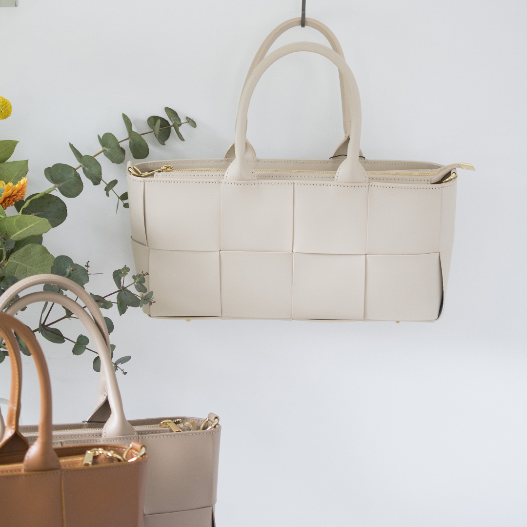 ΤΣΑΝΤΑ ΑΠΟ ΔΕΡΜΑ CUBE