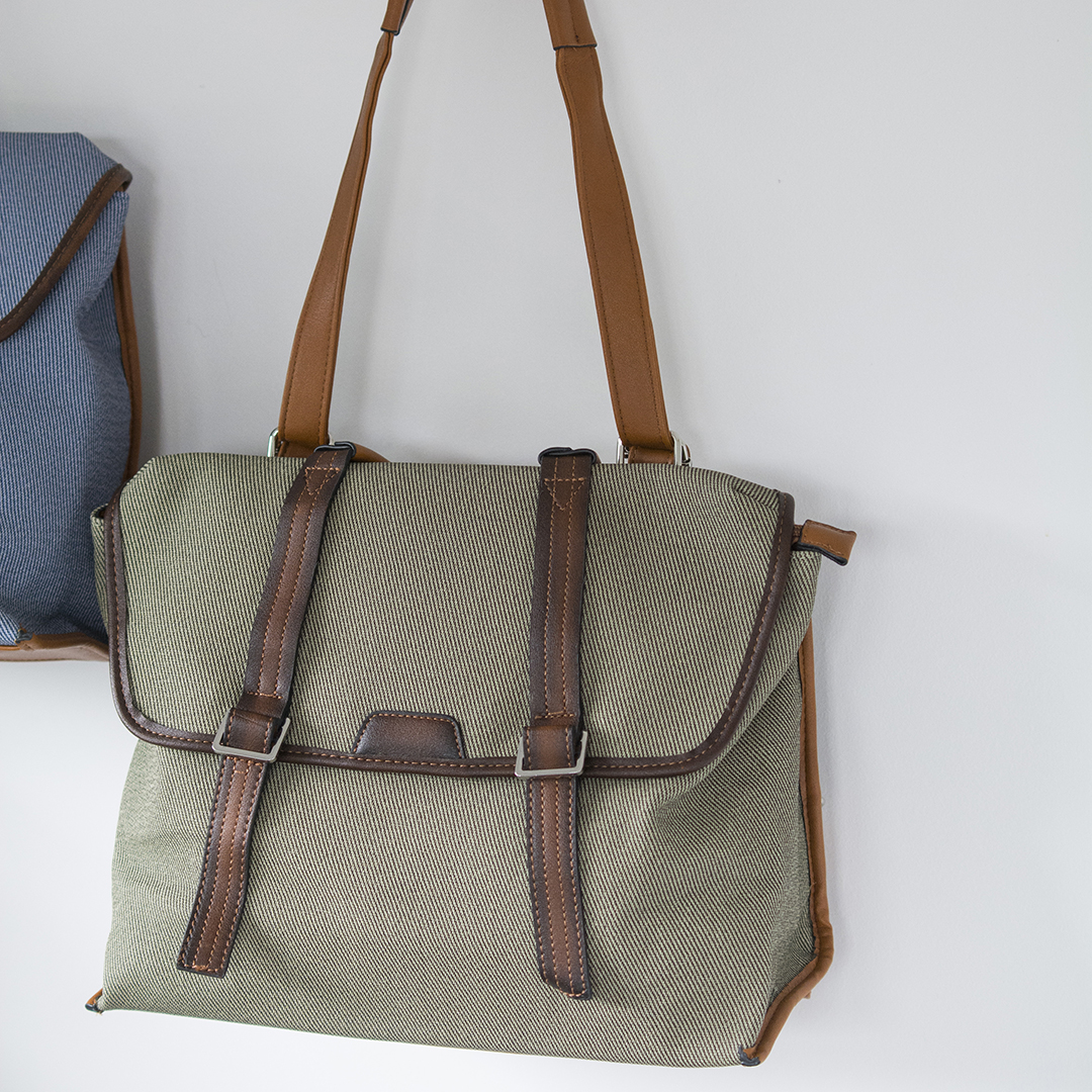 ΤΣΑΝΤΑ BACKPACK POSTMAN