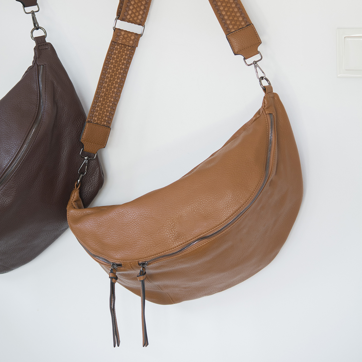 ΤΣΑΝΤΑ ΜΠΑΝΑΝΑ OVERSIZED