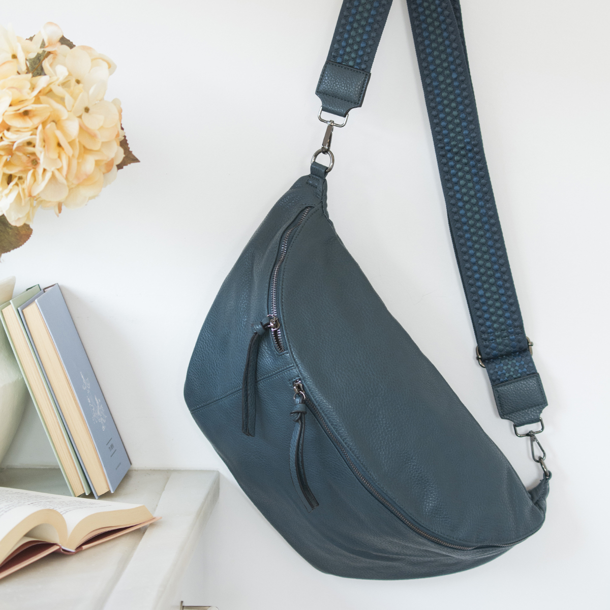 ΤΣΑΝΤΑ ΜΠΑΝΑΝΑ OVERSIZED