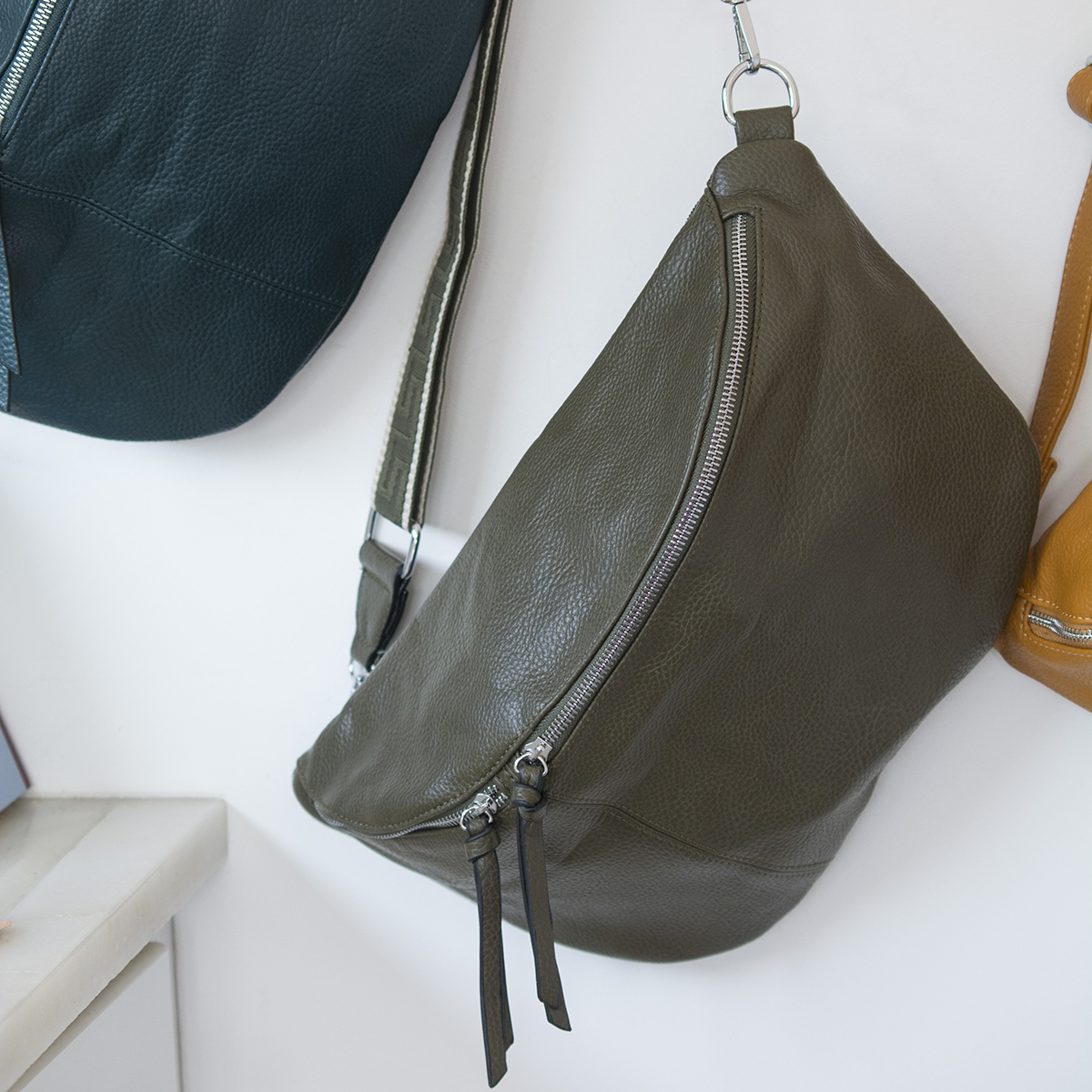 ΤΣΑΝΤΑ ΜΠΑΝΑΝΑ LARGE