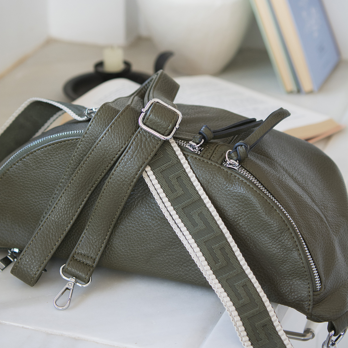 ΤΣΑΝΤΑ ΜΠΑΝΑΝΑ LARGE