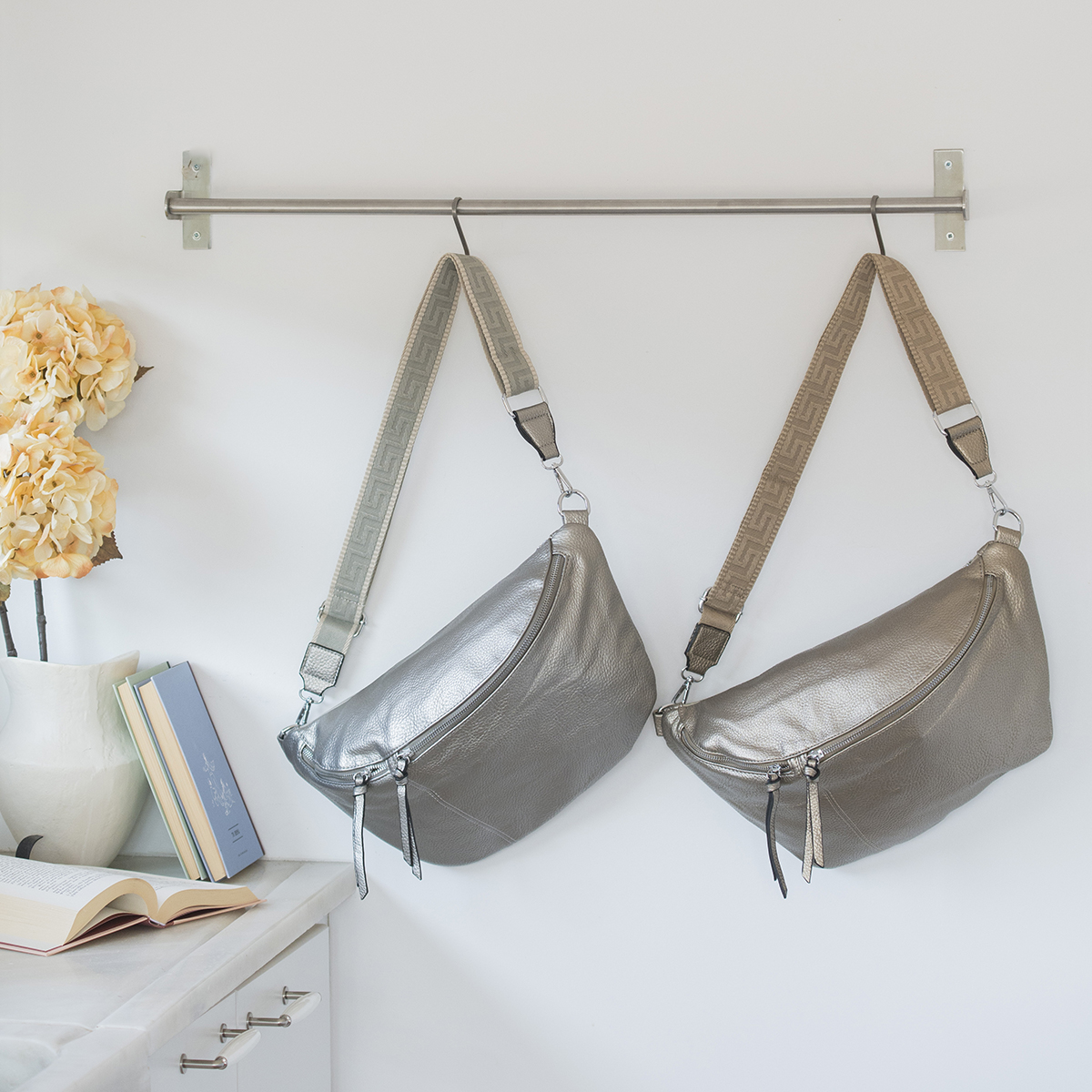 ΤΣΑΝΤΑ ΜΠΑΝΑΝΑ LARGE