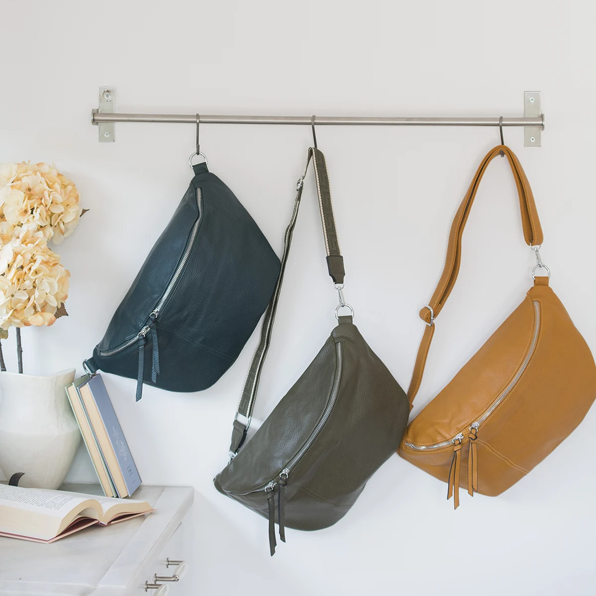 Γυναικεία Τσάντα Μπανάνα Large από Τεχνόδερμα