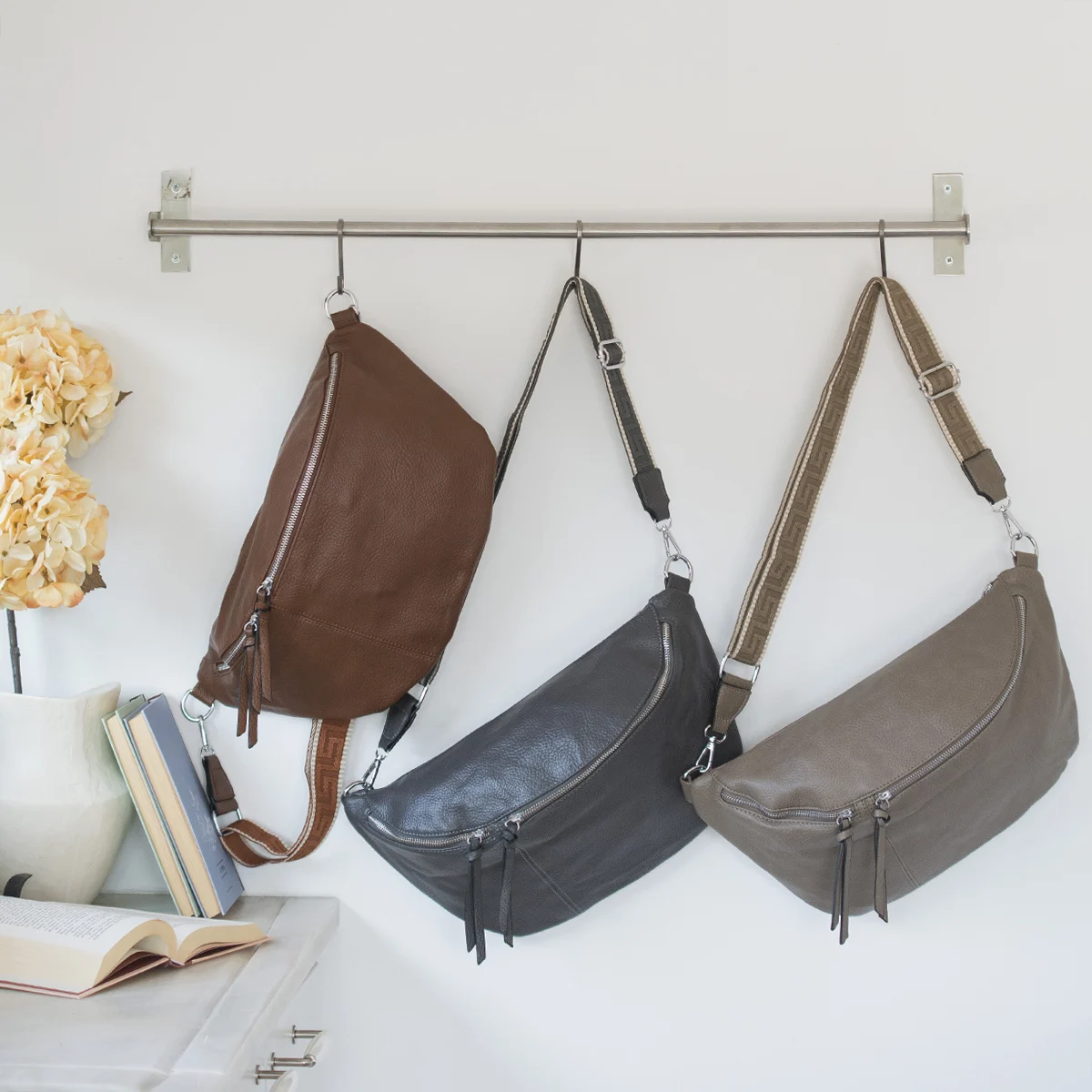 Γυναικεία Τσάντα Μπανάνα Large από Τεχνόδερμα