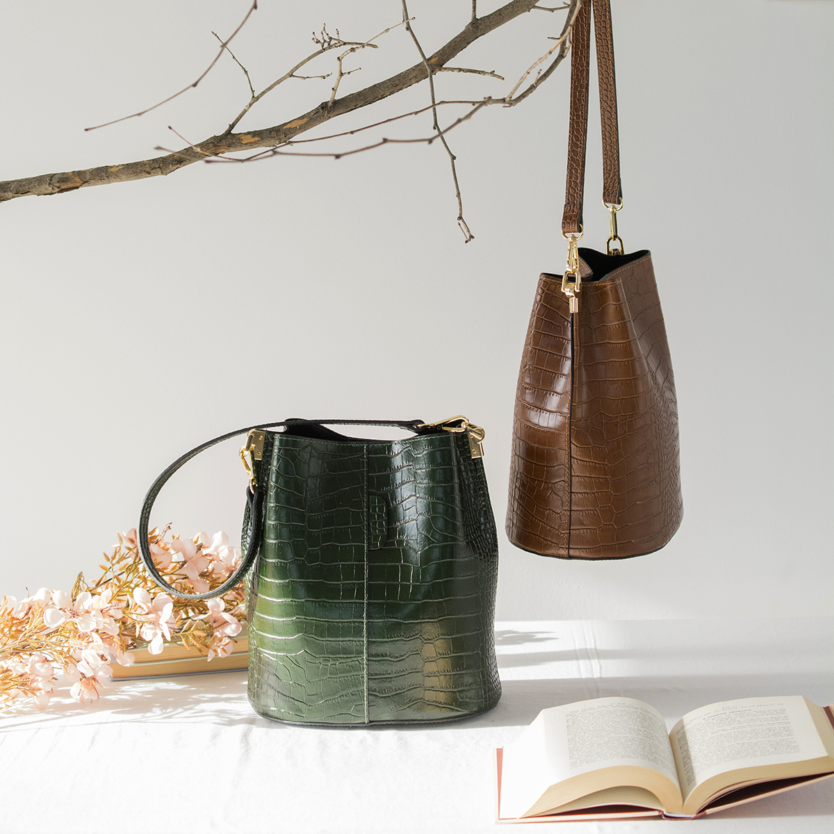 ΤΣΑΝΤΑ ΑΠΟ ΔΕΡΜΑ BUCKET