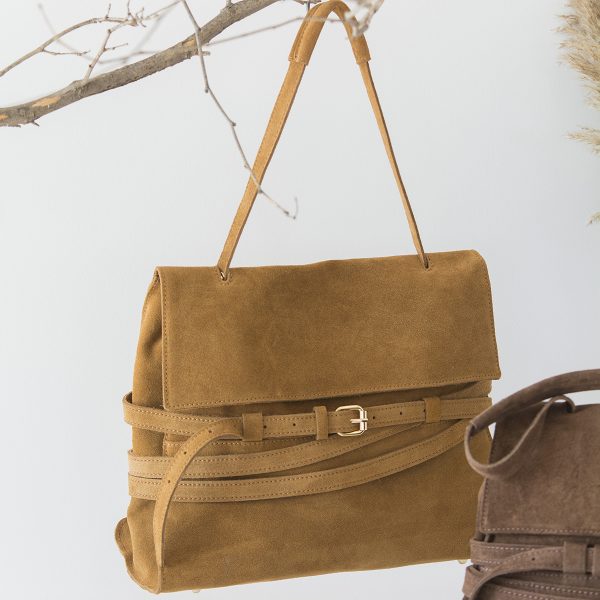 ΤΣΑΝΤΑ ΑΠΟ ΔΕΡΜΑ ΩΜΟΥ ΚΑΙ ΧΙΑΣΤΙ