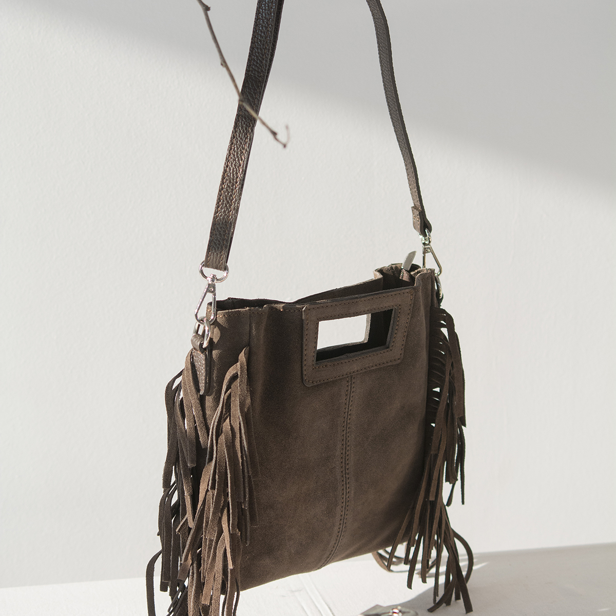 ΤΣΑΝΤΑ ΑΠΟ ΔΕΡΜΑ ΧΕΙΡΟΣ ΚΑΙ ΧΙΑΣΤΙ ΜΕ ΚΡΟΣΙΑ