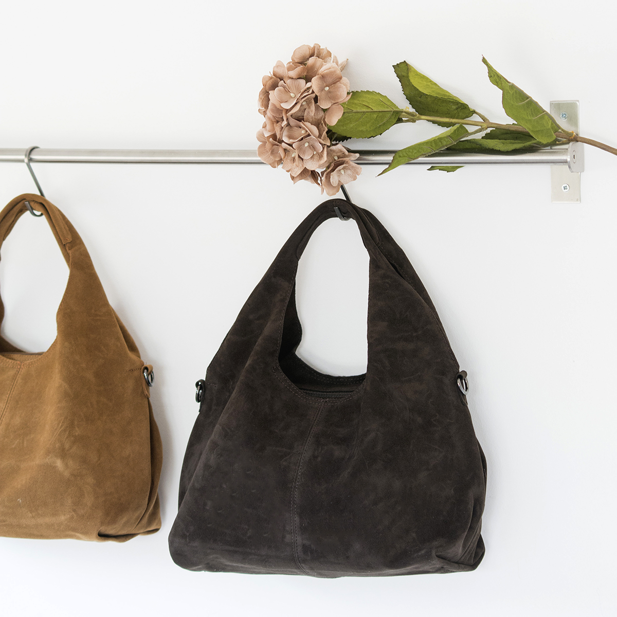 ΤΣΑΝΤΑ MEDIUM VELVET TOUCH