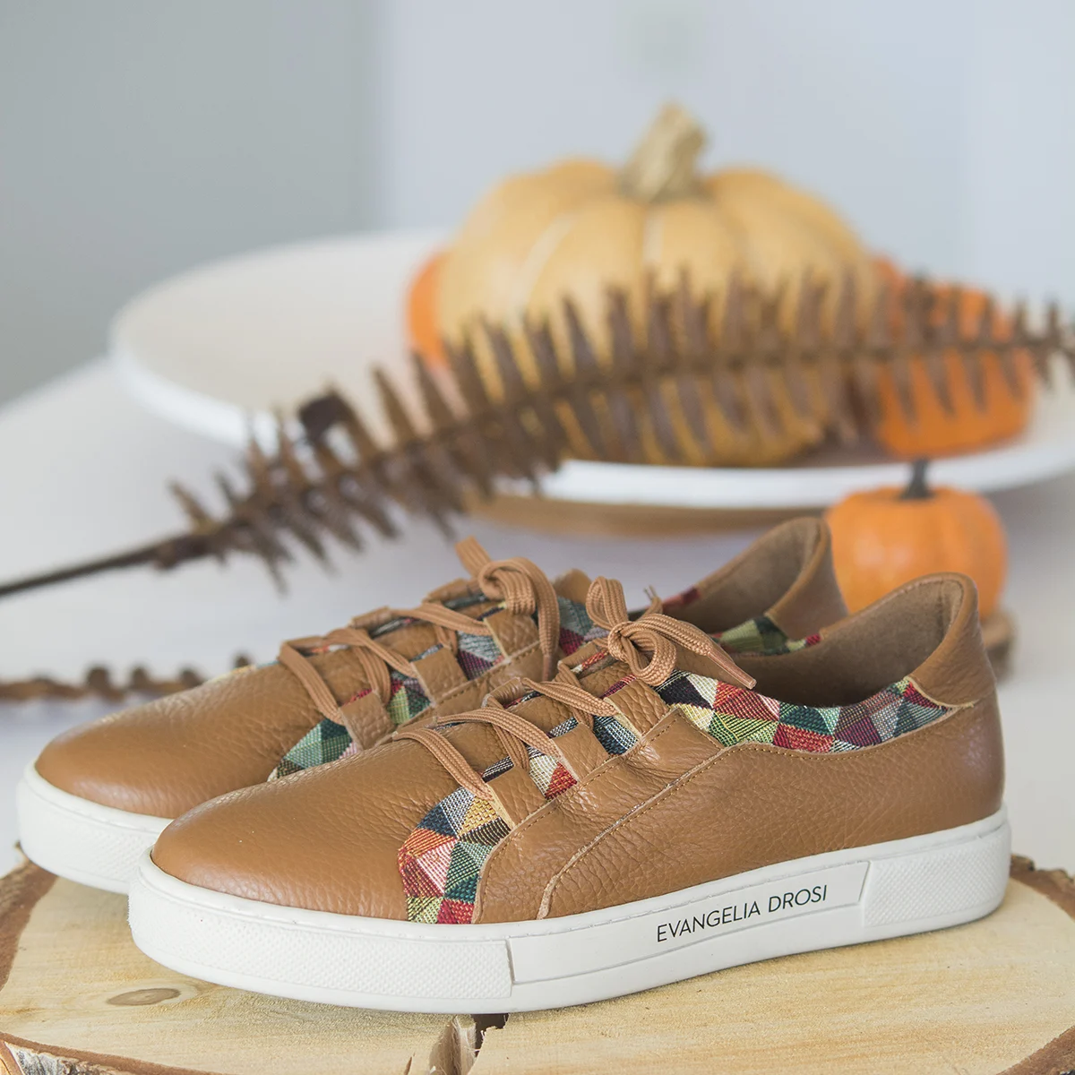 Γυναικεία Δερμάτινα Sneakers Geometric