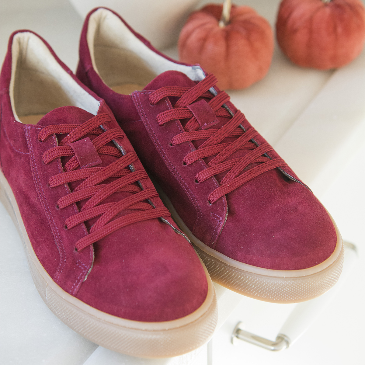 SNEAKERS ΜΠΟΡΝΤΟ SUEDE