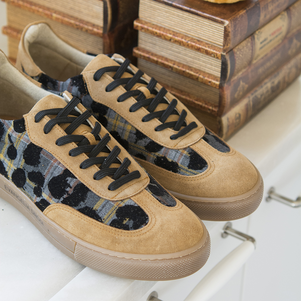SNEAKERS LEOPAR PLAID