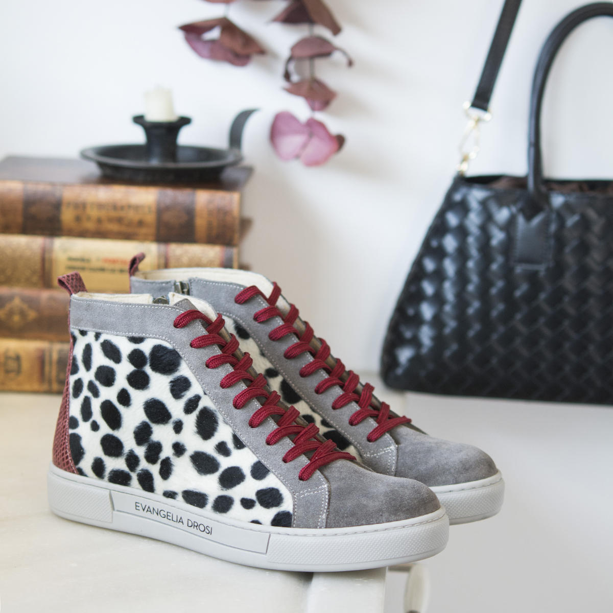 SNEAKERS BOOTS DOTS