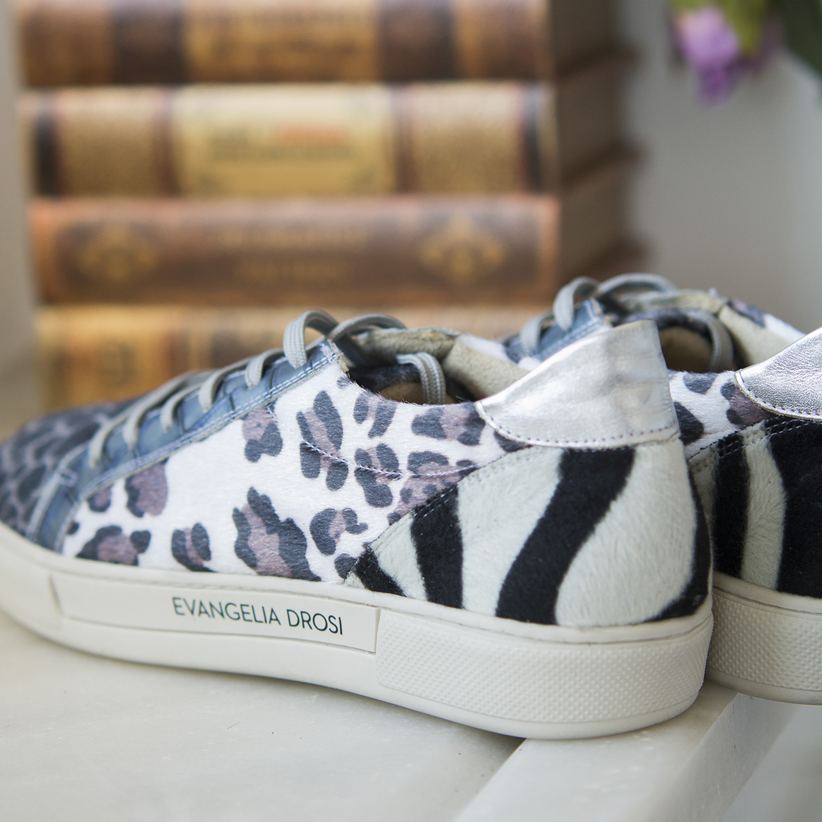 MULTI ANIMAL SNEAKERS