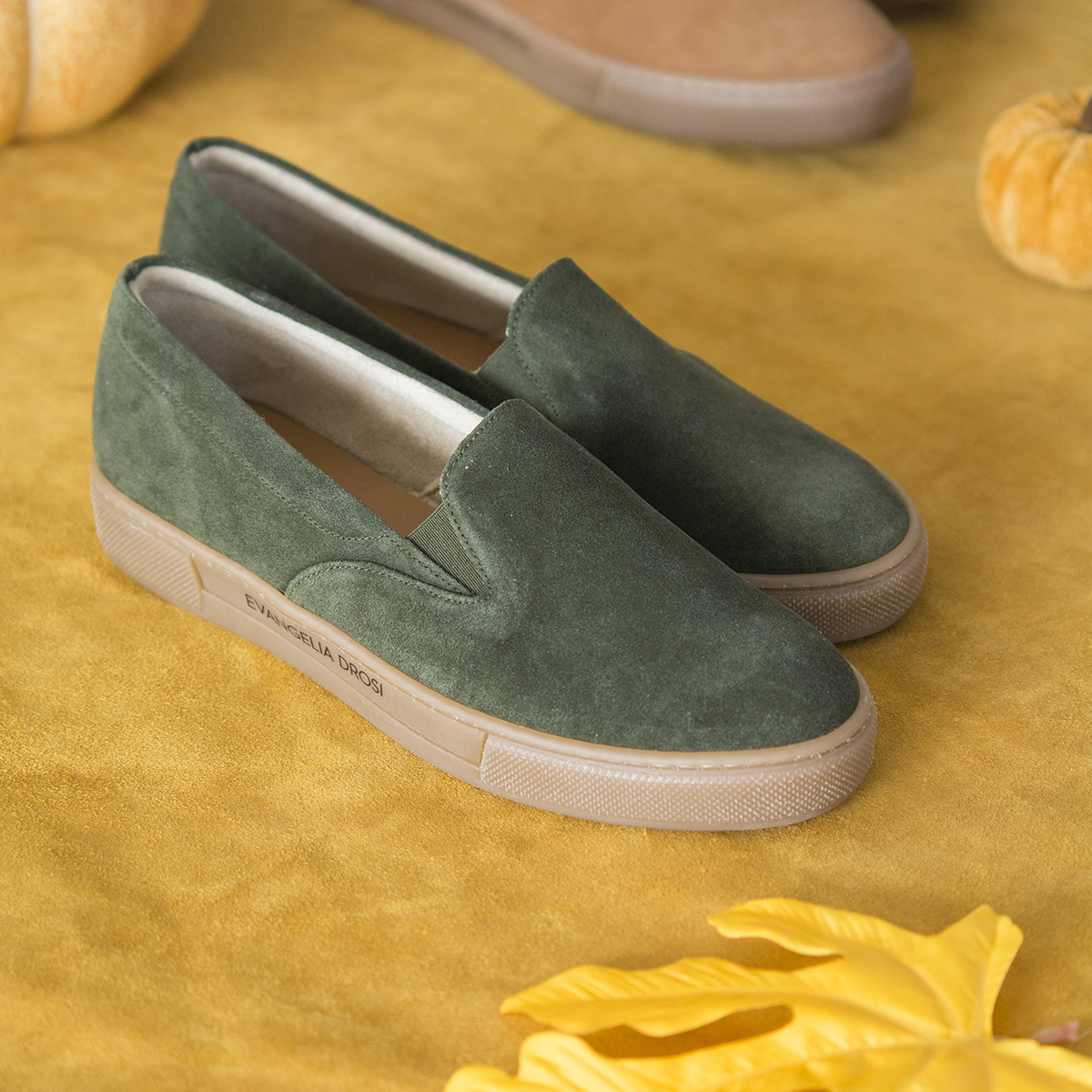 SNEAKERS SLIP ON SUEDE