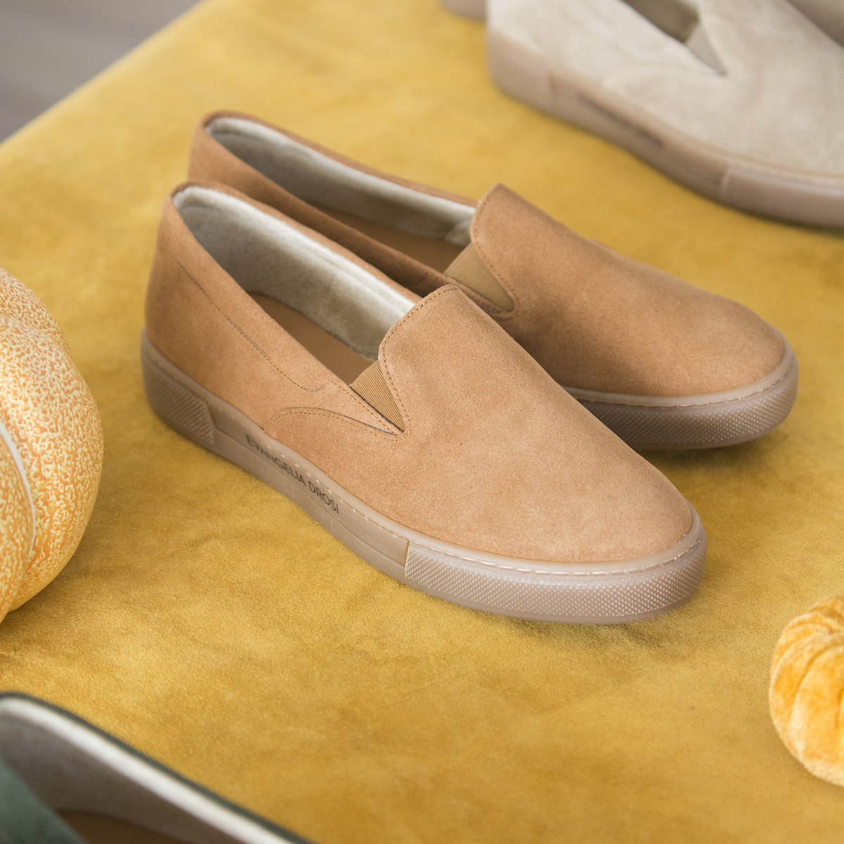SNEAKERS SLIP ON SUEDE