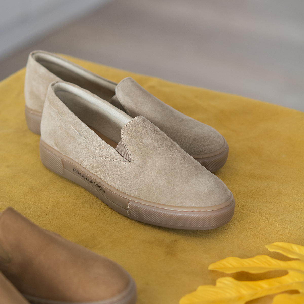 SNEAKERS SLIP ON SUEDE