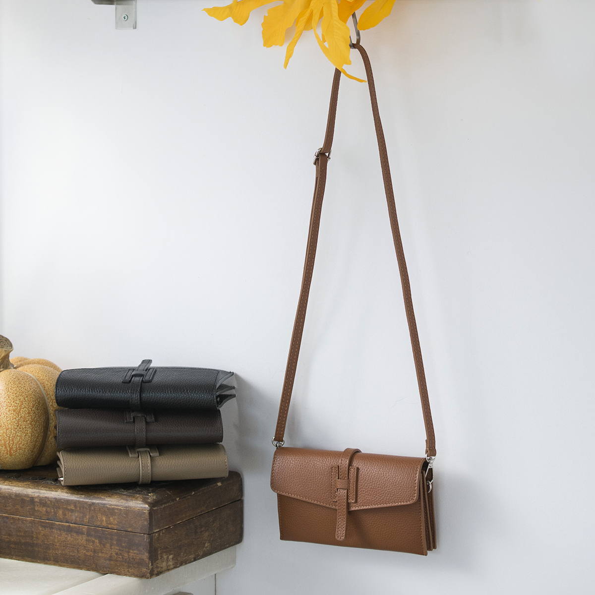 ΤΣΑΝΤΑΚΙ-ΠΟΡΤΟΦΟΛΙ