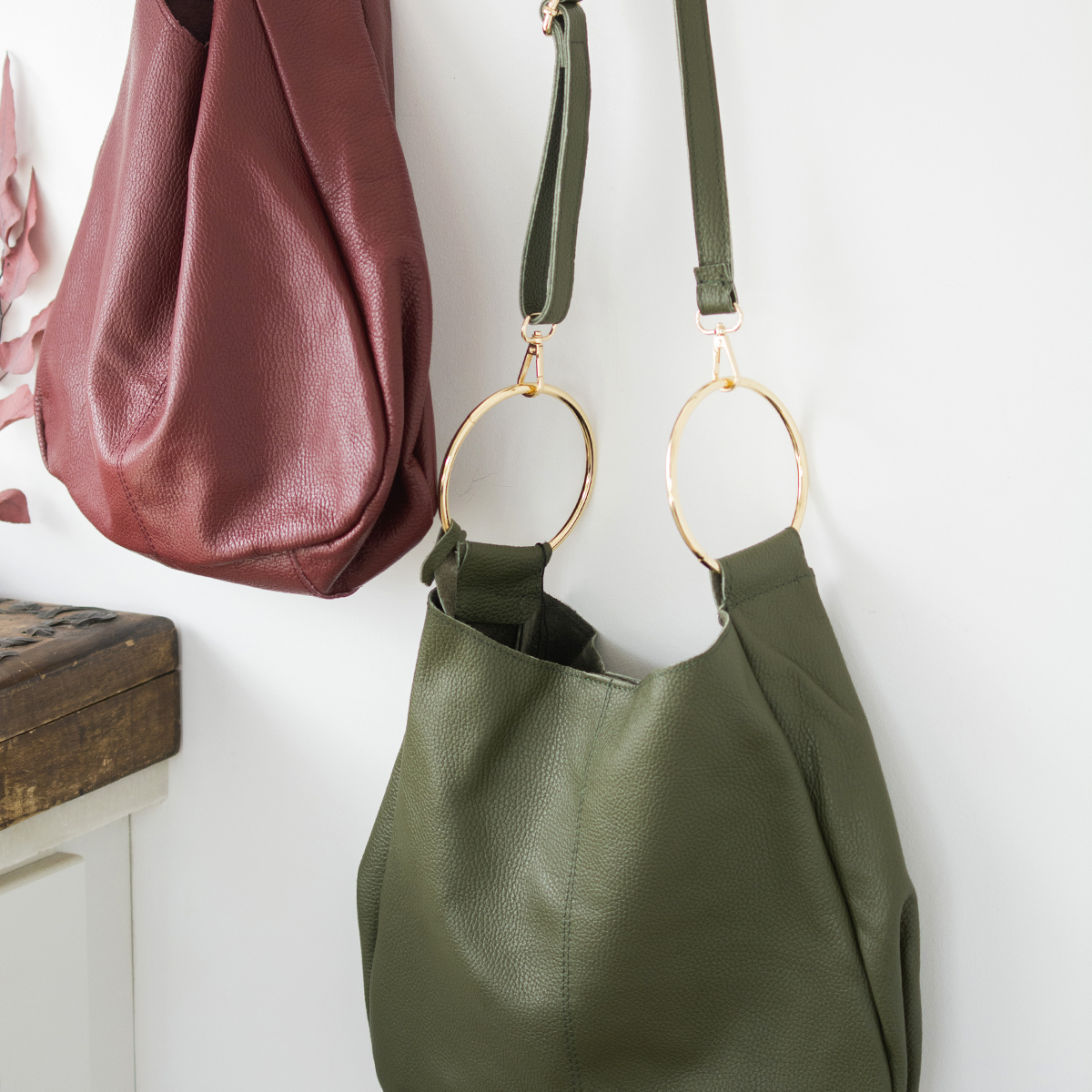 ΤΣΑΝΤΑ ΑΠΟ ΔΕΡΜΑ BUCKET-GOLD