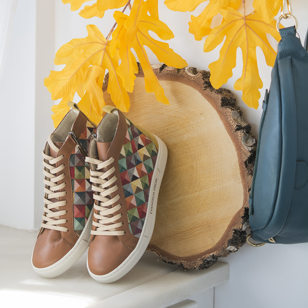 SNEAKERS BOOTS GEOMETRICS