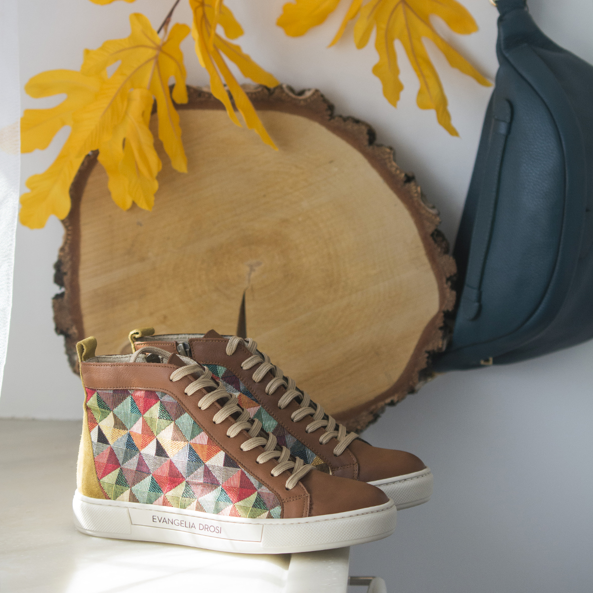 SNEAKERS BOOTS GEOMETRICS