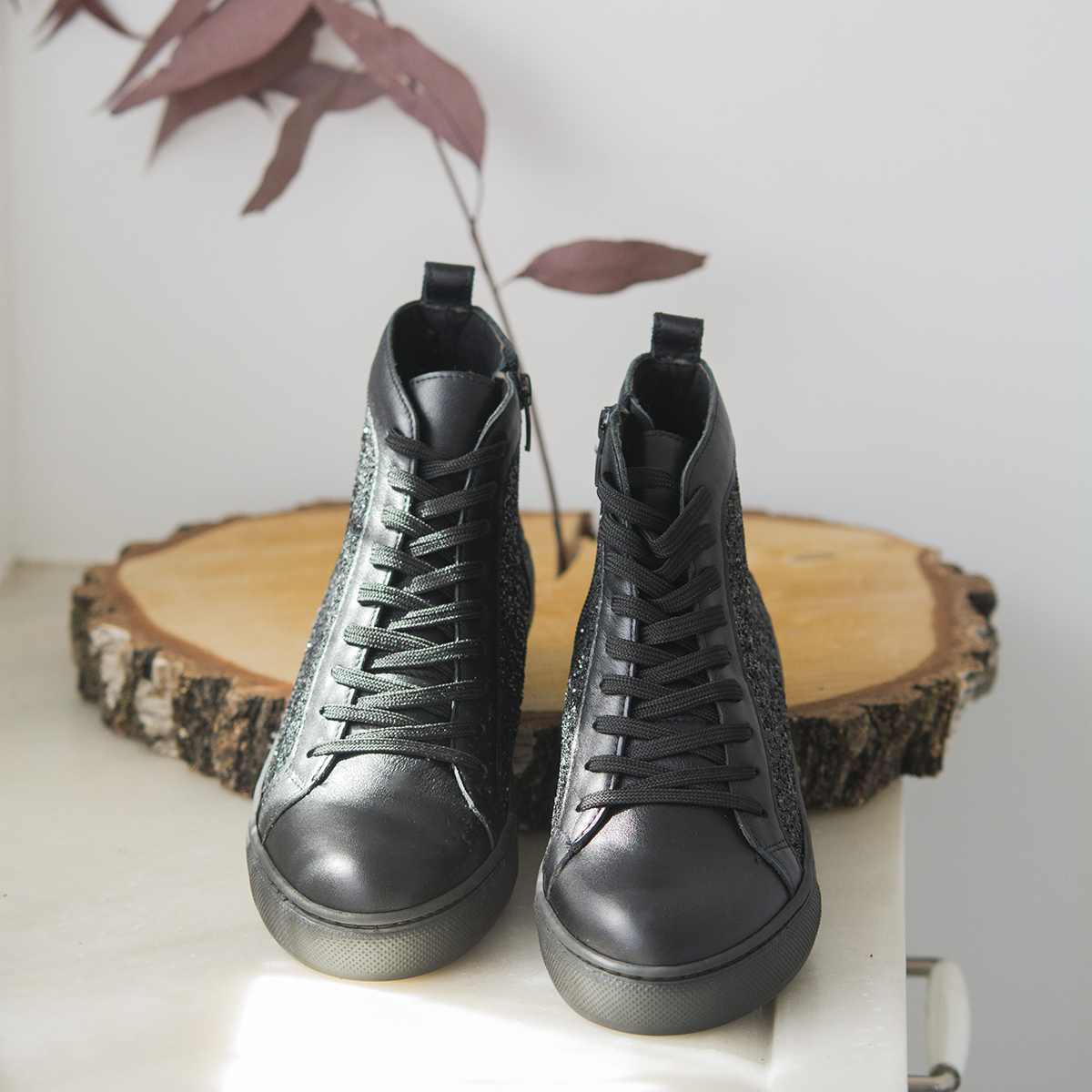 SNEAKERS BOOTS BLACK GLITTER