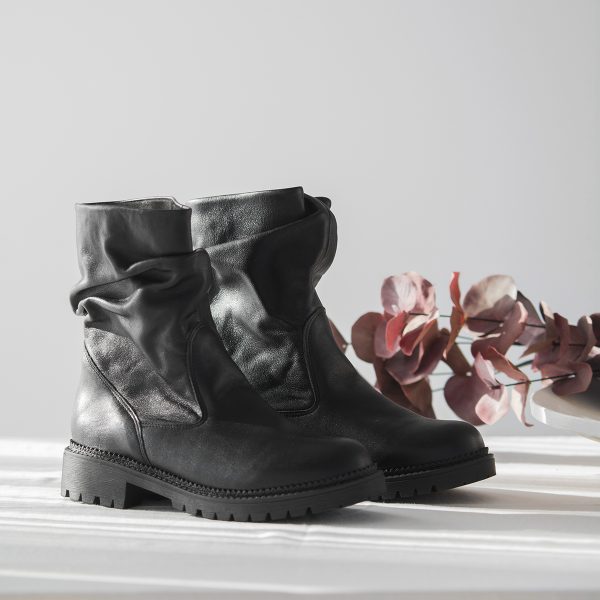 ΜΠΟΤΑΚΙΑ ΜΕ ΣΟΥΡΑ