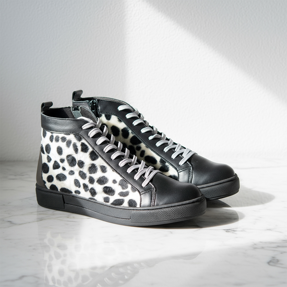 SNEAKERS BOOTS BLACK DOTS