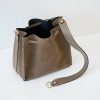 ΤΣΑΝΤΑ ΑΠΟ ΔΕΡΜΑ BUCKET-POUCH