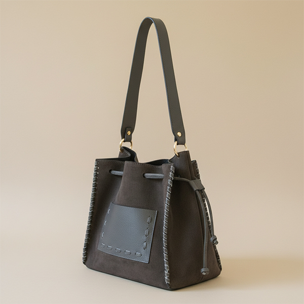 ΤΣΑΝΤΑ ΑΠΟ ΔΕΡΜΑ BUCKET-POUCH