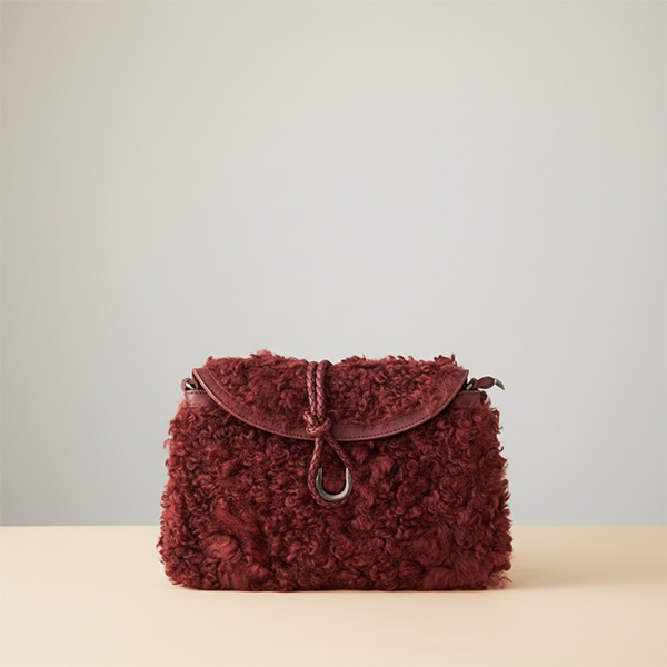 ΤΣΑΝΤΑ ΜΠΟΥΚΛΕ ΜΕ ΠΕΤΑΛΟ