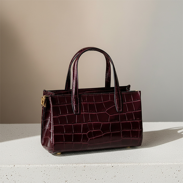 ΤΣΑΝΤΑ ΑΠΟ ΔΕΡΜΑ CROCO