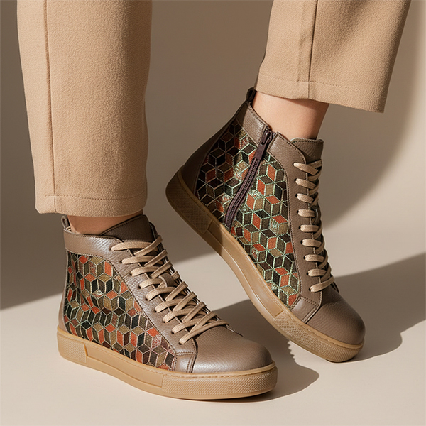 SNEAKERS BOOTS BROWN CUBE