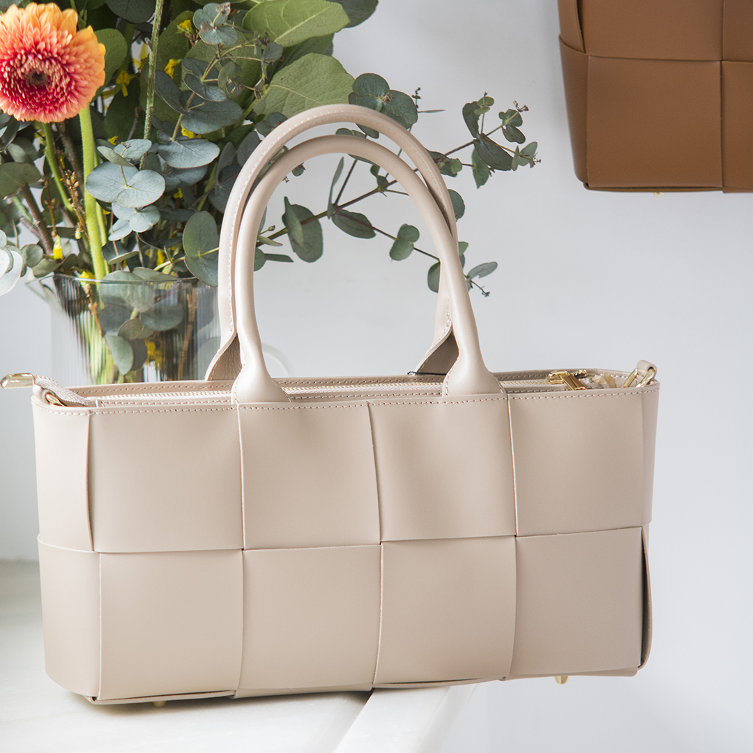 ΤΣΑΝΤΑ ΑΠΟ ΔΕΡΜΑ CUBE