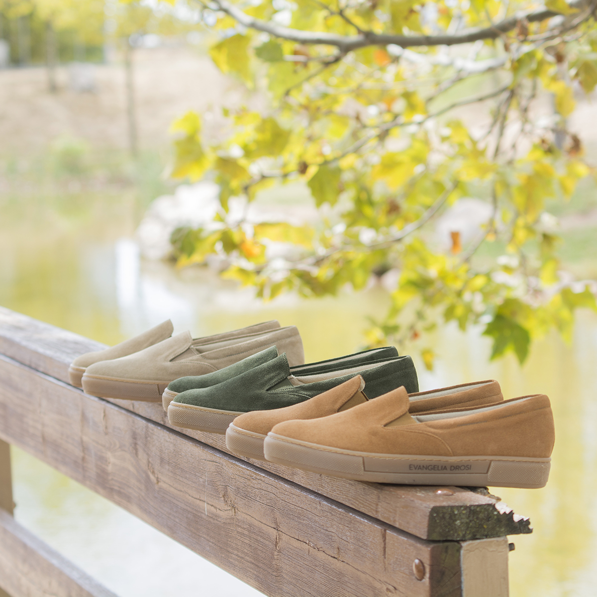 SNEAKERS SLIP ON SUEDE