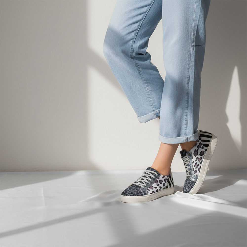 MULTI ANIMAL SNEAKERS