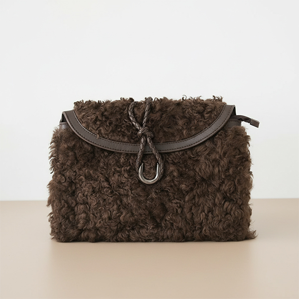 ΤΣΑΝΤΑ ΜΠΟΥΚΛΕ ΜΕ ΠΕΤΑΛΟ