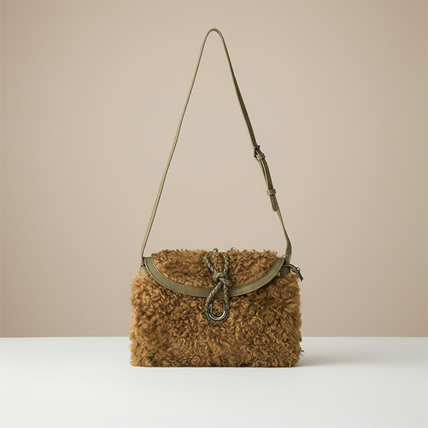 ΤΣΑΝΤΑ ΜΠΟΥΚΛΕ ΜΕ ΠΕΤΑΛΟ