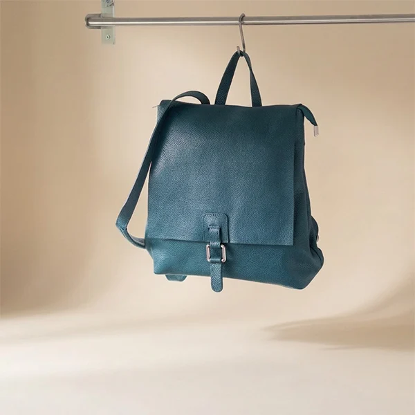 Γυναικεία Δερμάτινη Τσάντα Πλάτης σε Χρώματα