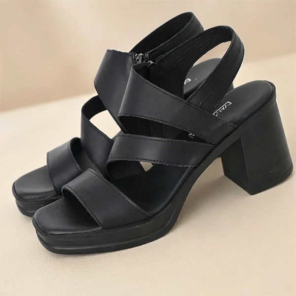 Γυναικεία Δερμάτινα Πέδιλα Soft & Chic