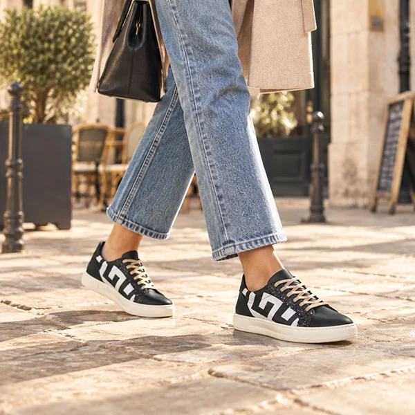 Γυναικεία Δερμάτινα Sneakers Μαύρα Maiandros